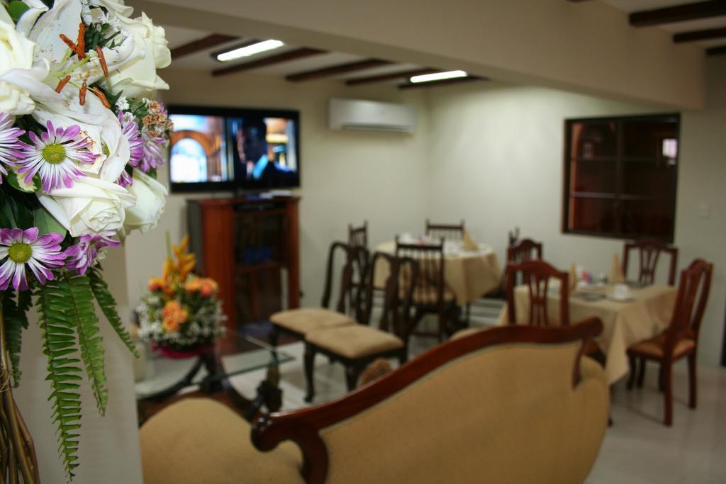 Hotel Maria Isabel Manta Bagian luar foto