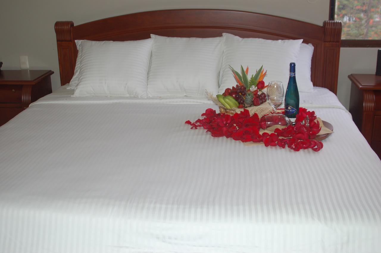 Hotel Maria Isabel Manta Ruang foto